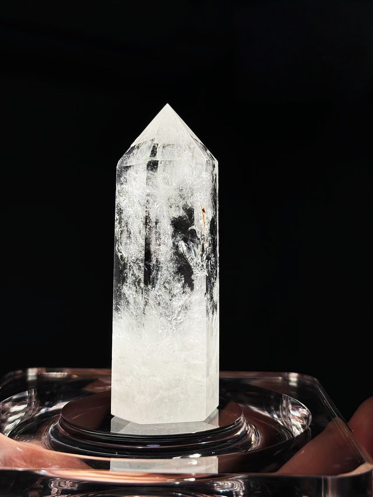 Clear Quartz Point– Amplification, Energy Cleansing & Manifestation Point
